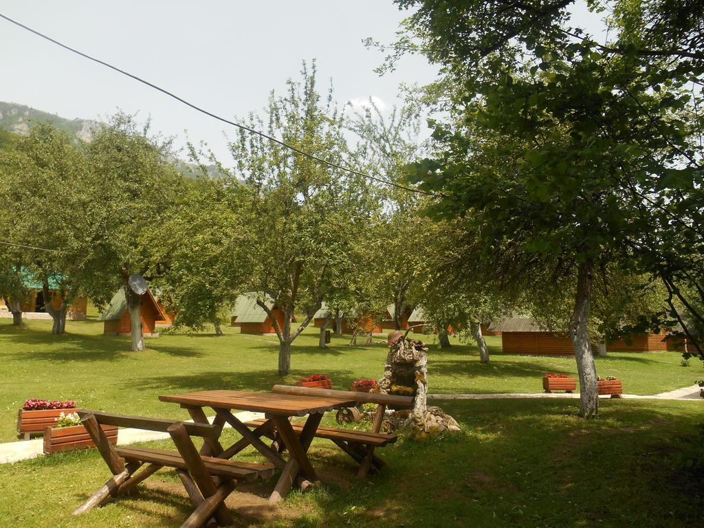 Rafting Camp Tara 87 Hotel Hum Exterior photo